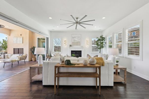 Fireplace, Interior, Living room, Pendant Lights, Recessed Lighting, Wood Texture Flooring