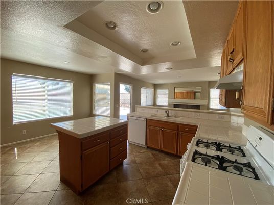 Interior, Kitchen, Recessed Lighting, Tile Countertops