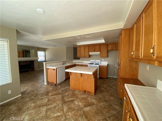 Interior, Kitchen, Recessed Lighting, Tile Countertops