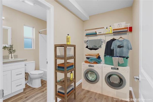 Interior, Washer, Wood Texture Flooring