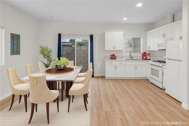 Dining room, Interior, Kitchen, Recessed Lighting, Wood Texture Flooring