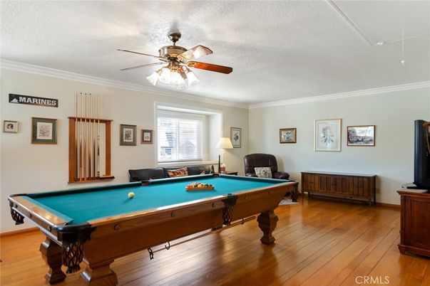 Billiard Table, Game Room, Interior, Wood Texture Flooring