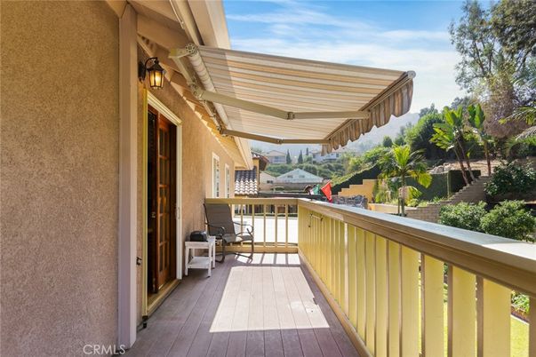 Exterior, Wood Texture Flooring