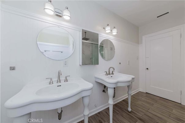 Bathroom, Dual Sink Vanities, Interior, Wood Texture Flooring