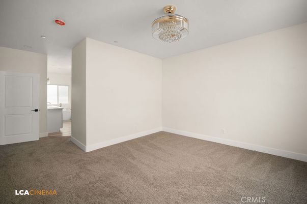 Chandelier, Empty room, Interior, Recessed Lighting