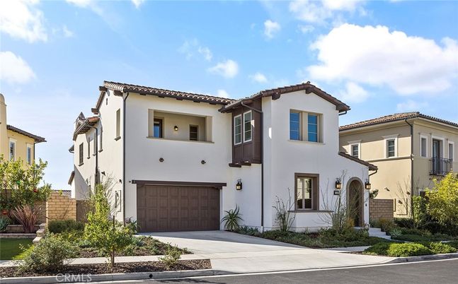 Attached, Exterior, Facade, Spanish Mediterranean