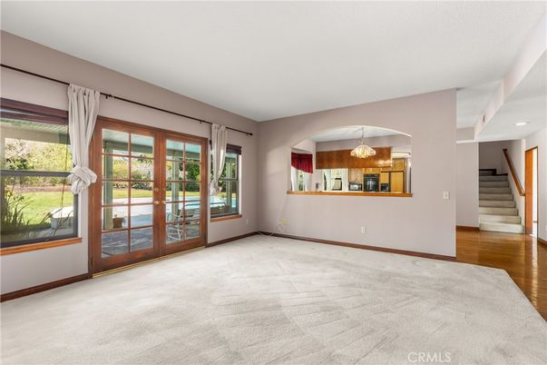 Chandelier, Empty room, Interior, Wood Texture Flooring