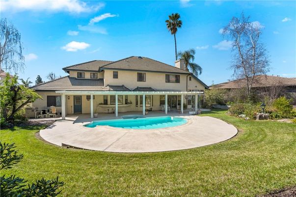 Backyard, Exterior, Pool