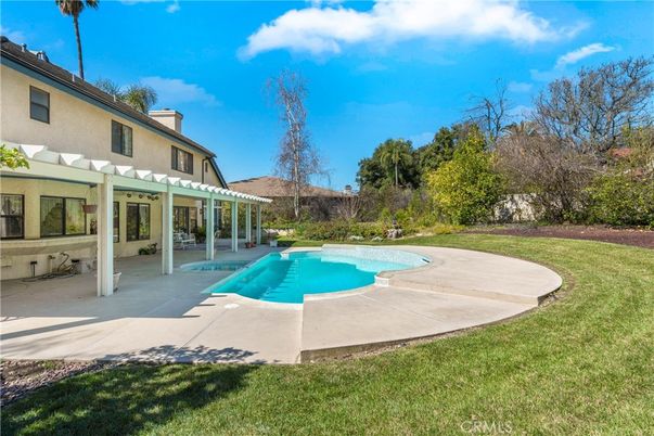 Backyard, Exterior, Pool
