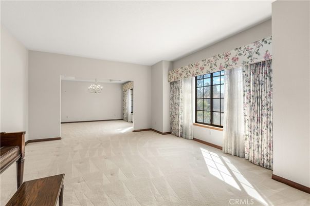 Chandelier, Empty room, Interior