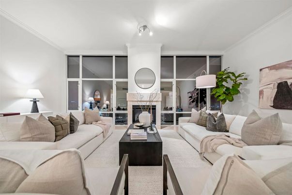 Fireplace, Interior, Living room