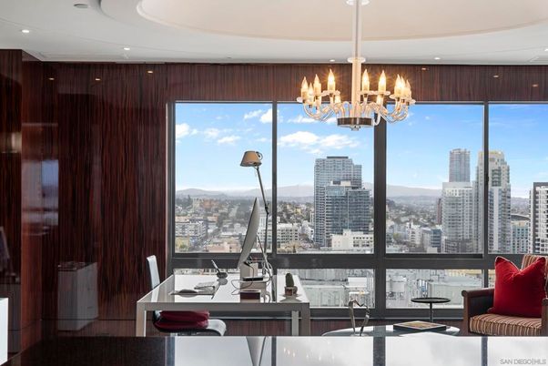 Chandelier, Dining room, Interior, Recessed Lighting