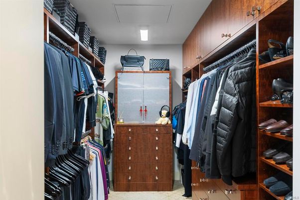 Interior, Walk-in Closets