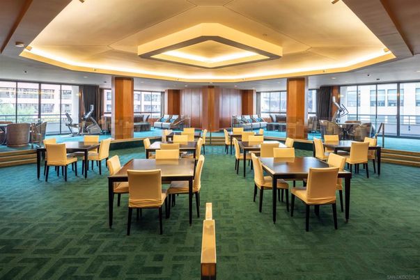 Dining room, Fitness Equipment, Interior, Recessed Lighting
