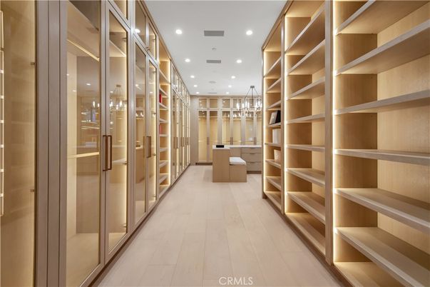 Interior, Recessed Lighting, Walk-in Closets, Wood Texture Flooring