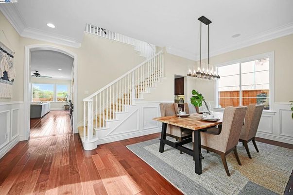 Dining room, Interior, Pendant Lights, Recessed Lighting, Wood Texture Flooring