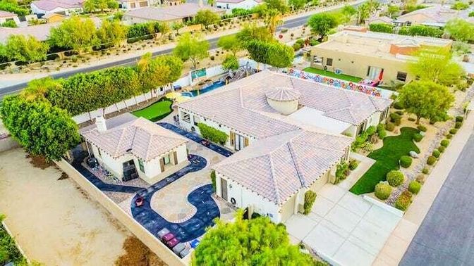 Exterior, Drone