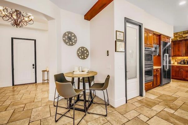 Chandelier, Dining room, Interior, Kitchen, Recessed Lighting, Stainless Steel Appliances, Wooden Beams