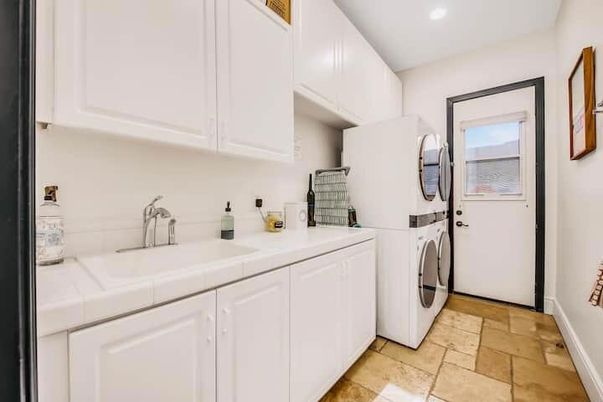 Interior, Recessed Lighting, Washer