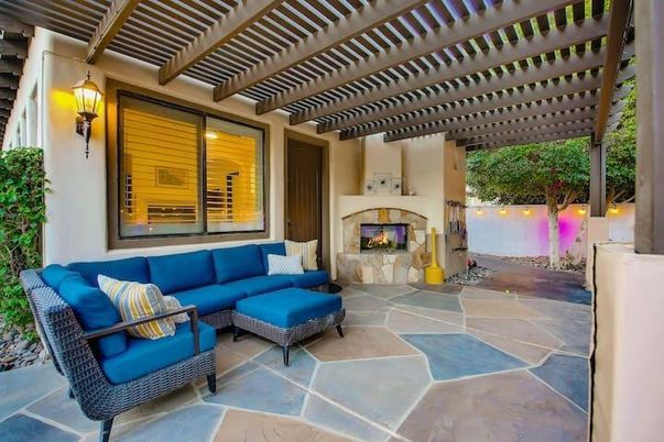 Exterior, Fireplace