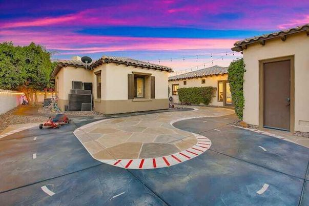 Backyard, Exterior