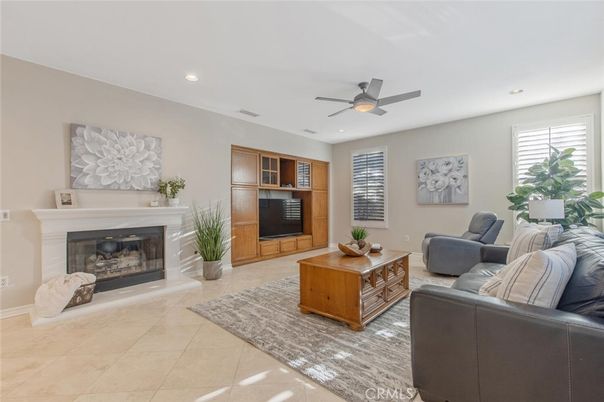 Fireplace, Interior, Living room, Recessed Lighting