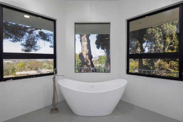Bathroom, Free Standing Baths, Interior, Recessed Lighting