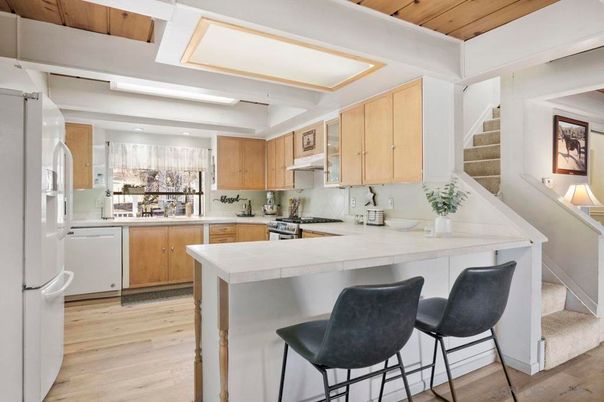 Interior, Kitchen, Recessed Lighting, Wooden Ceilings, Wood Texture Flooring