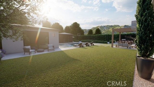 Backyard, Exterior