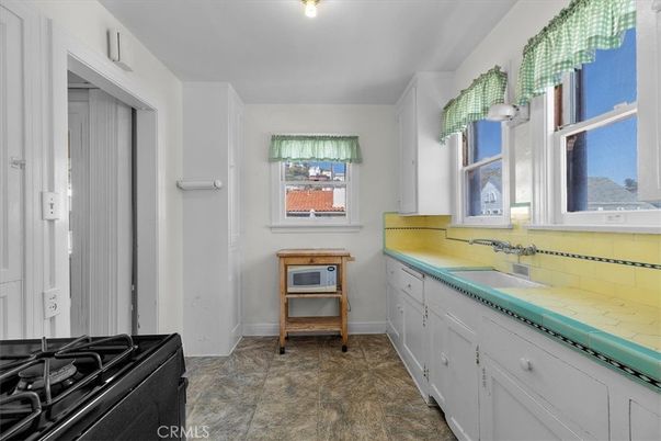 Interior, Kitchen, Tile Countertops