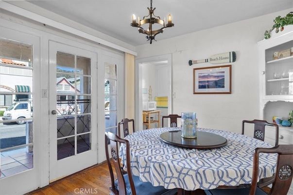 Chandelier, Dining room, Interior, Wood Texture Flooring