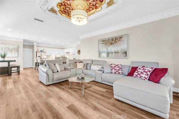 Interior, Kitchen, Living room, Pendant Lights, Recessed Lighting, Stainless Steel Appliances, Wood Texture Flooring