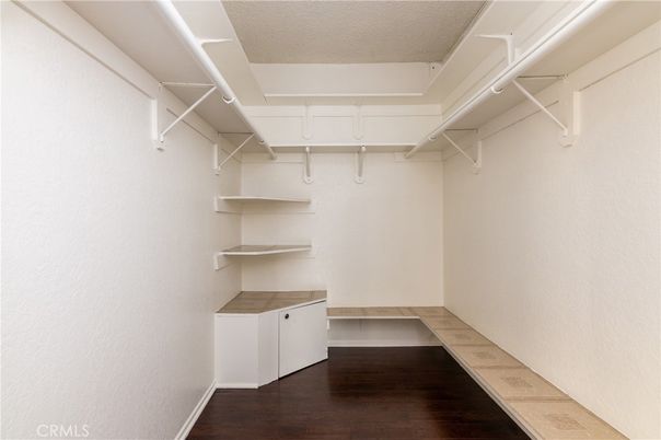 Interior, Walk-in Closets, Wood Texture Flooring