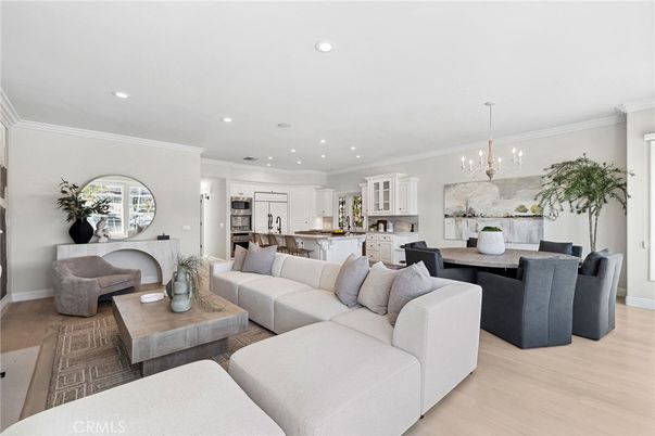 Dining room, Interior, Kitchen, Living room, Pendant Lights, Recessed Lighting, Stainless Steel Appliances, Wood Texture Flooring