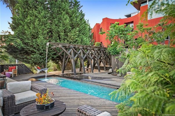 Exterior, Pool
