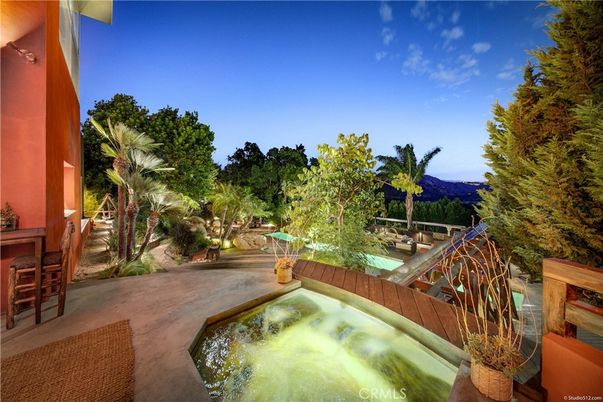 Exterior, Pool, Other