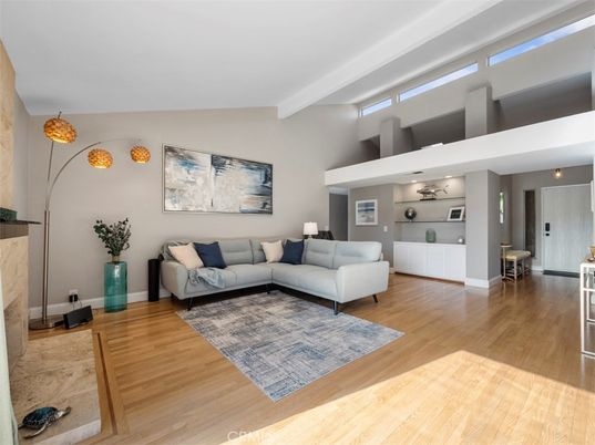 Interior, Living room, Pendant Lights, Wood Texture Flooring