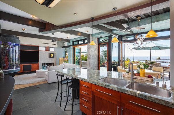 Fireplace, Interior, Living room, Pendant Lights, Recessed Lighting, Water