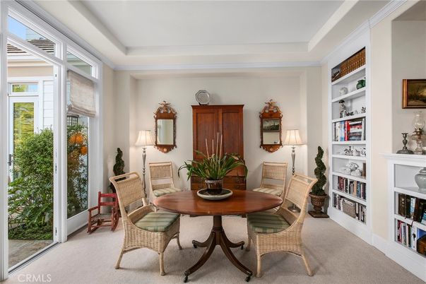 Dining room, Interior