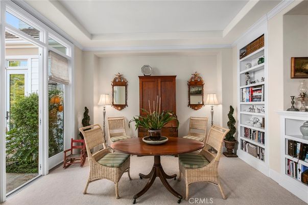 Dining room, Interior