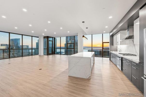 Interior, Kitchen, Pendant Lights, Recessed Lighting, Water, Wood Texture Flooring