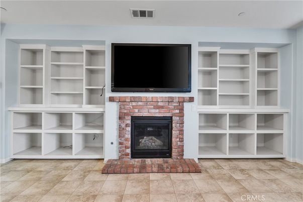 Fireplace, Interior