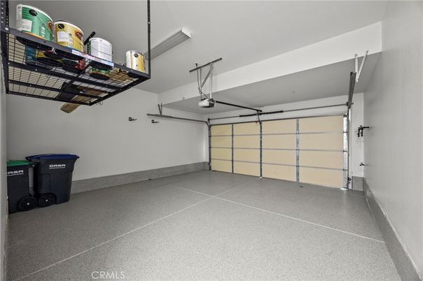 Garage, Interior