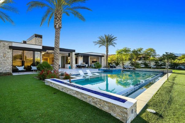 Backyard, Exterior, Pool