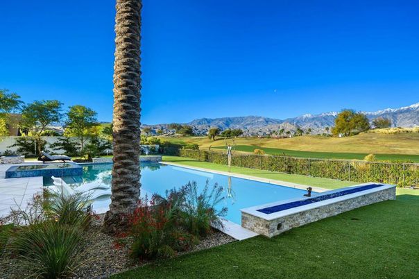 Exterior, Lake, Pool