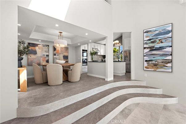 Dining room, Interior, Kitchen, Pendant Lights, Recessed Lighting, Stainless Steel Appliances