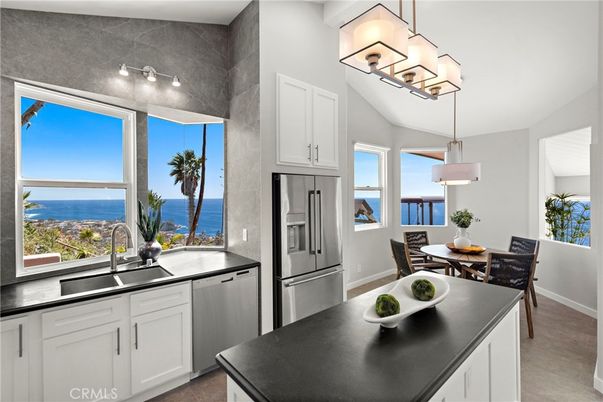 Dining room, Interior, Kitchen, Pendant Lights, Stainless Steel Appliances, Water