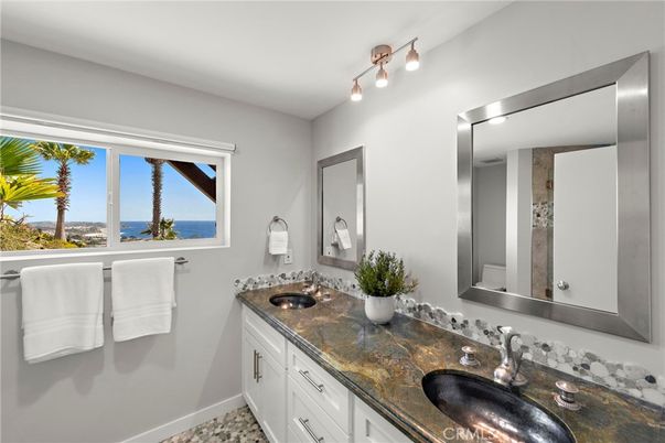 Bathroom, Dual Sink Vanities, Interior, Water