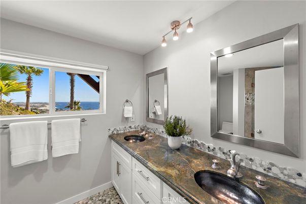 Bathroom, Dual Sink Vanities, Interior, Water