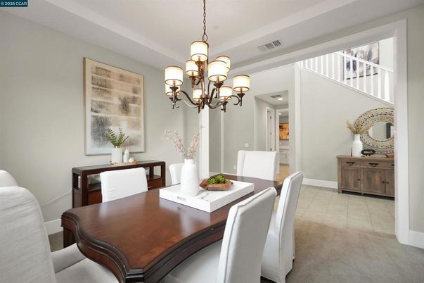 Chandelier, Dining room, Interior